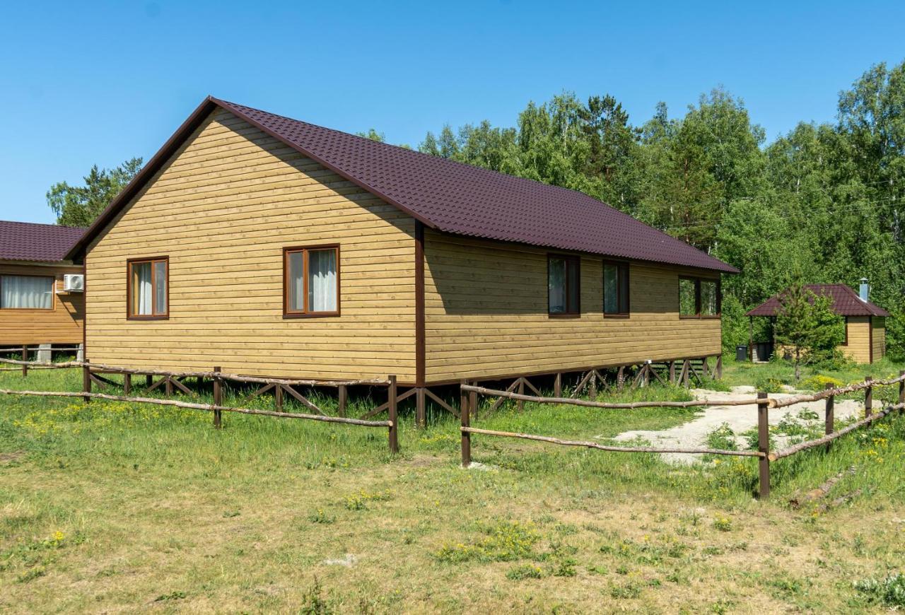 Земляничная Поляна Боровое Shchuchinskiy Exterior photo